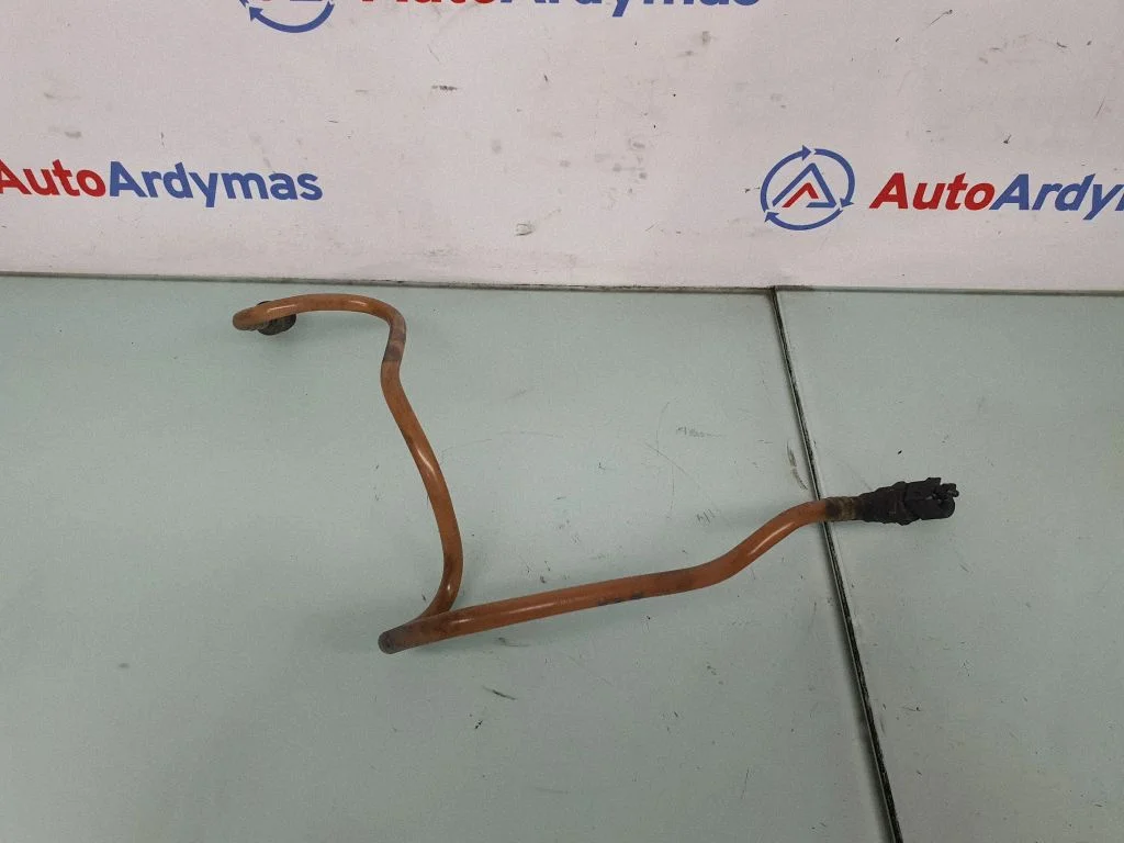 Fuel line/pipe/hose 7789603