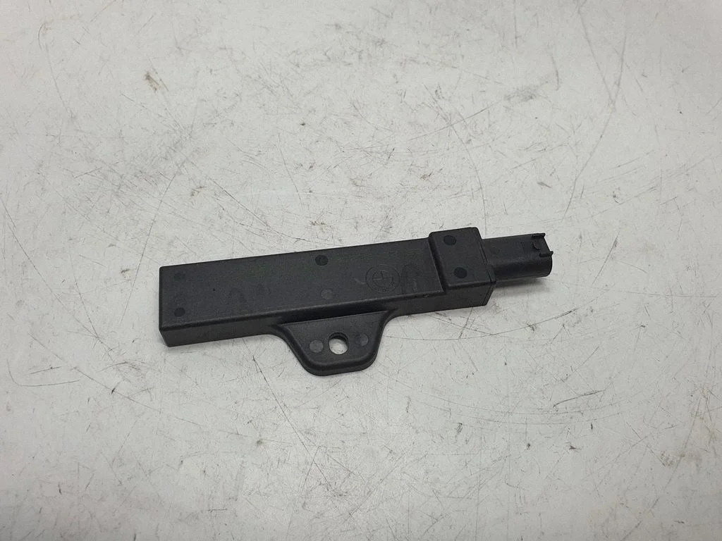 Interior comfort aerial antenna 9220831