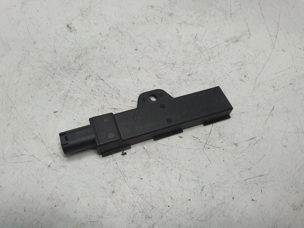 Interior comfort aerial antenna 9220831