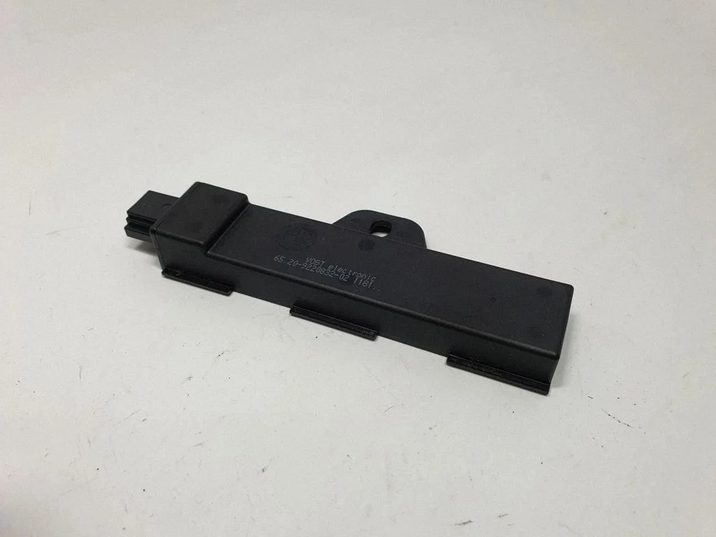 Interior comfort aerial antenna 9220832
