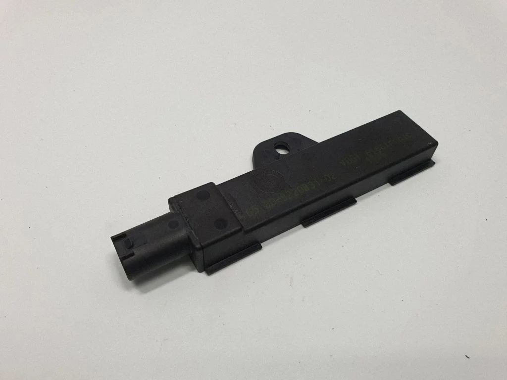 Interior comfort aerial antenna 9220831