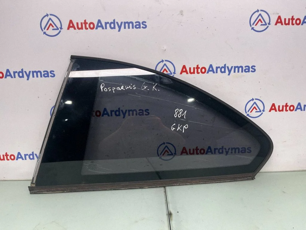 Rear side window – BMW 1 Series E82 E88 (2007-2014)
