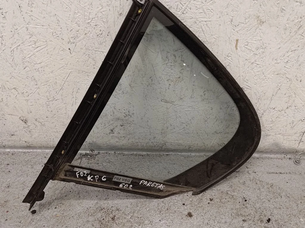 Rear side window 7177853