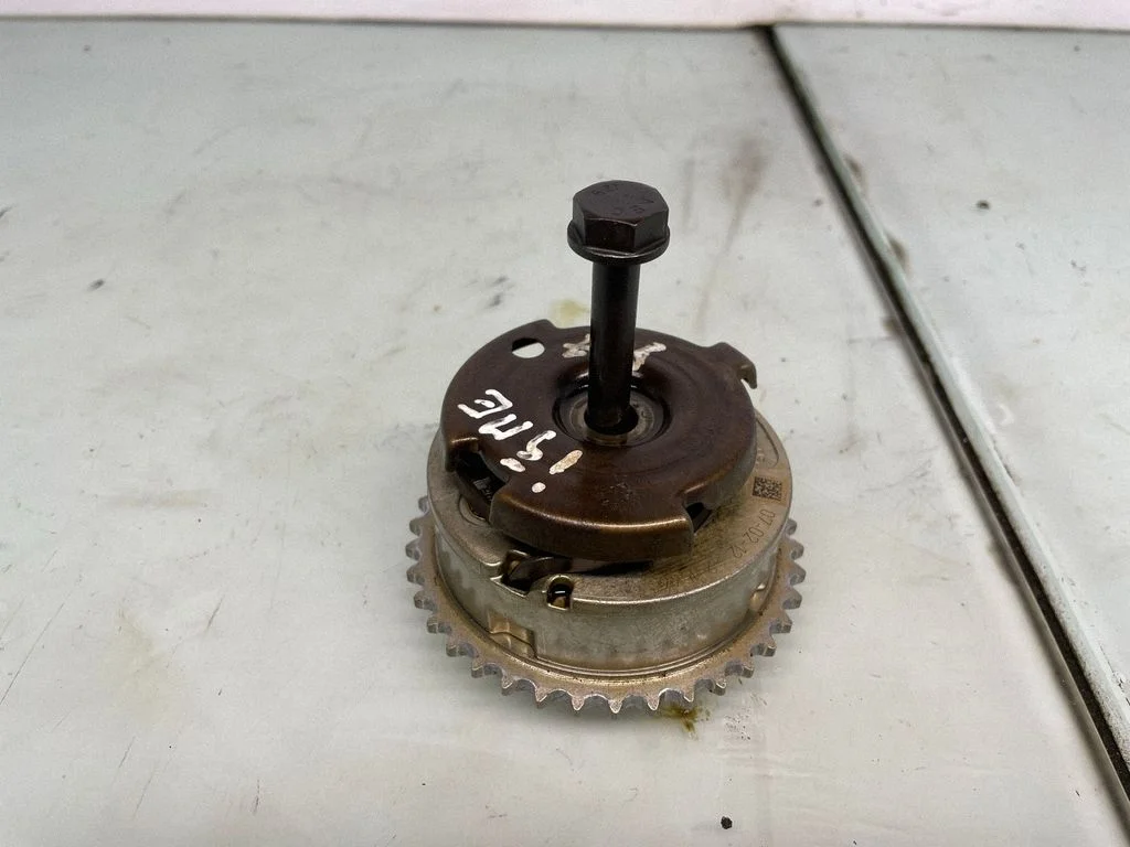 Camshaft pulley/ VANOS 7583208