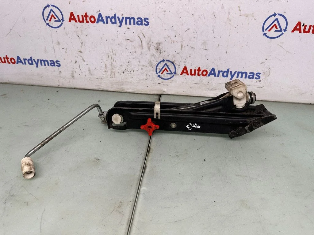 Lift Jack – BMW 3 Series E46 (1998-2005)