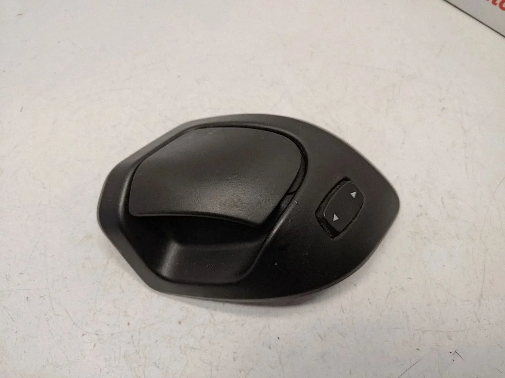 Seat back rest control lever/handle 7315574