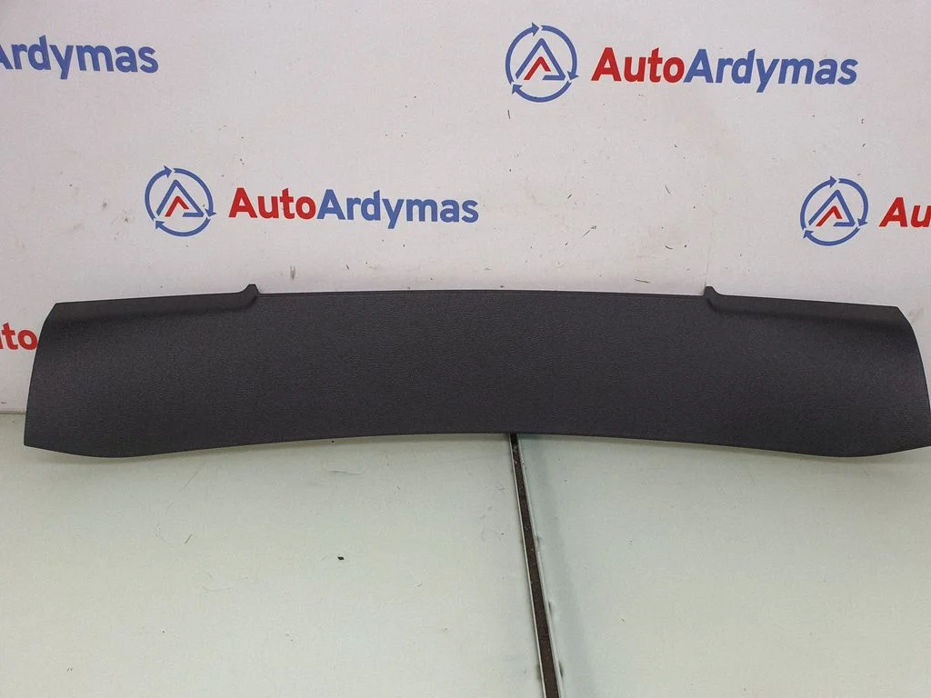 Tailgate trim 7338107