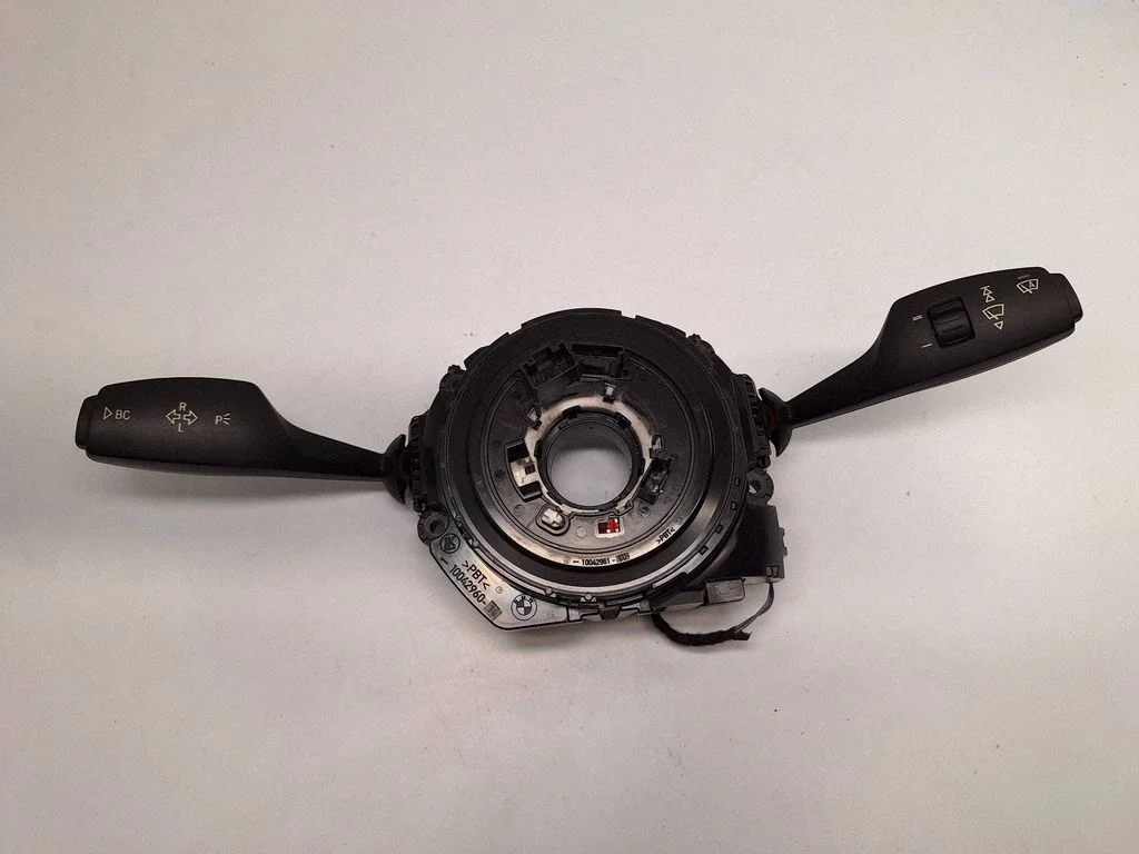 Steering wheel axle set 9351140