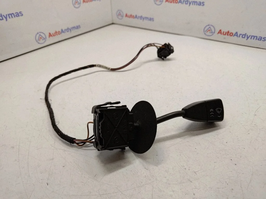 Klaasipuhastite hoob 8360915 – BMW Z3 E36 (1994-2002)