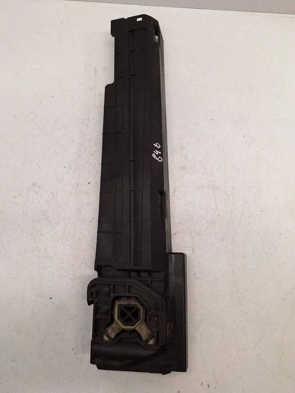 Radiator mount bracket 7600537