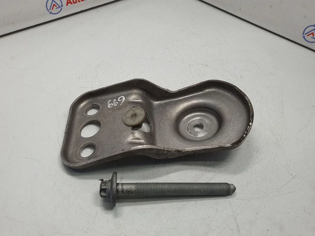Muu tagavedrustuse varuosa – BMW 3-seeria G20 G21 (2019-)