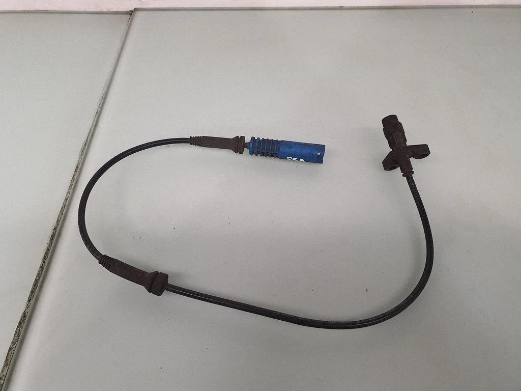 Esimese ABS-anduri juhtmestik – BMW 5-seeria E39 (1996-2003)