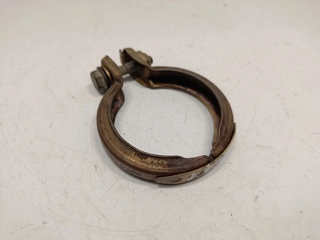 Muffler pipe connector clamp 7620507