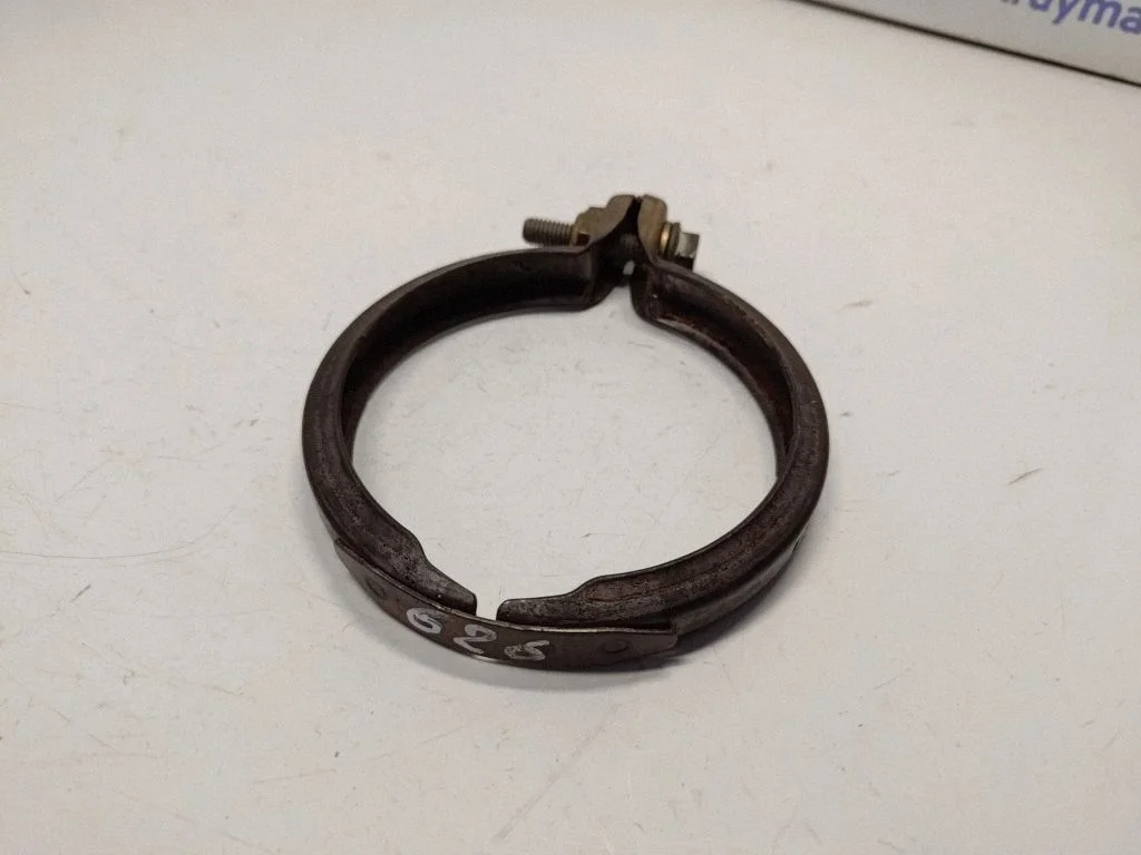 Muffler pipe connector clamp 7620508