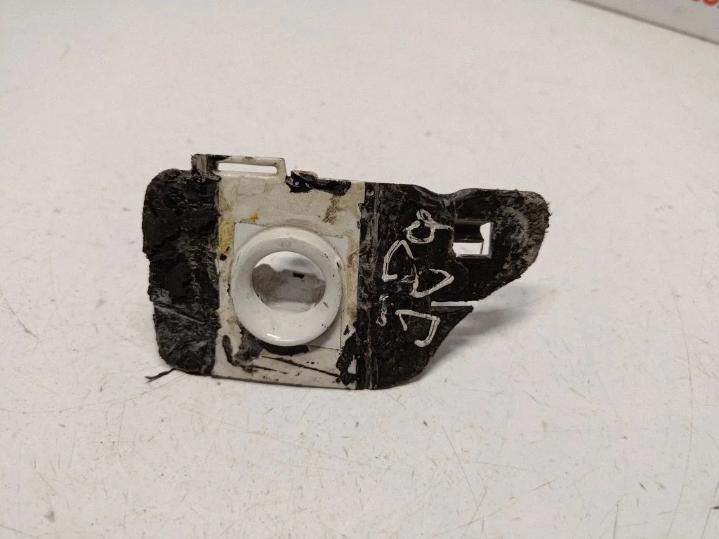 Front parking sensor holder (PDC) 51117205751