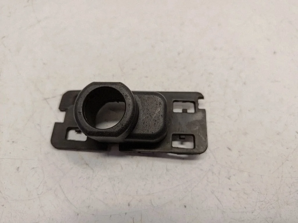 Front parking sensor holder (PDC) 51117165462