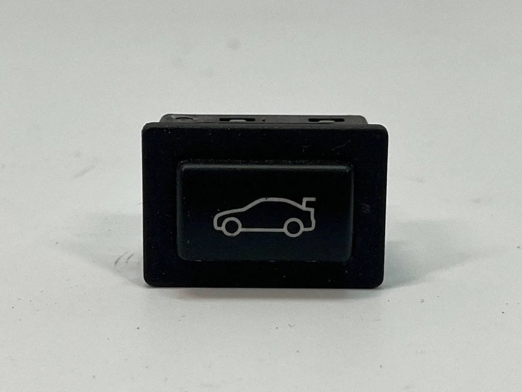 Bagāžnieka vāka atvēršanas slēdzis 9200316