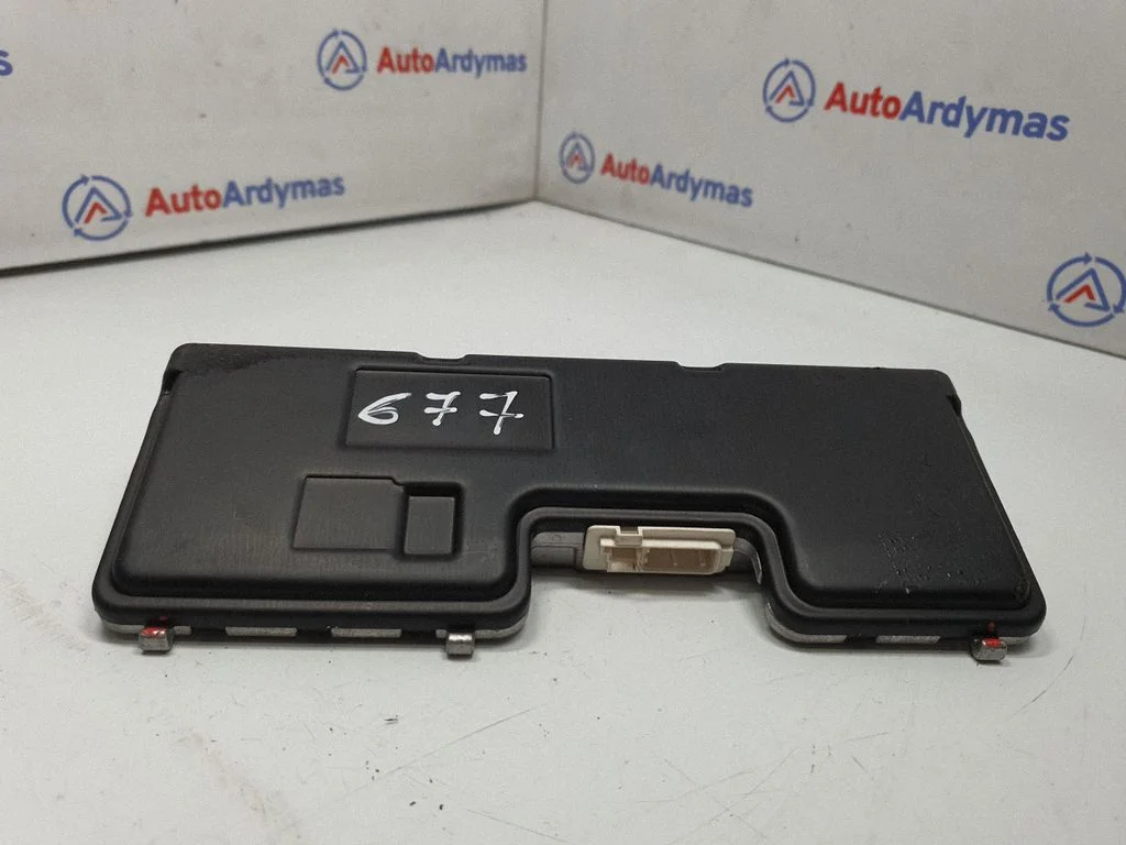 Windshield/windscreen camera 9472820