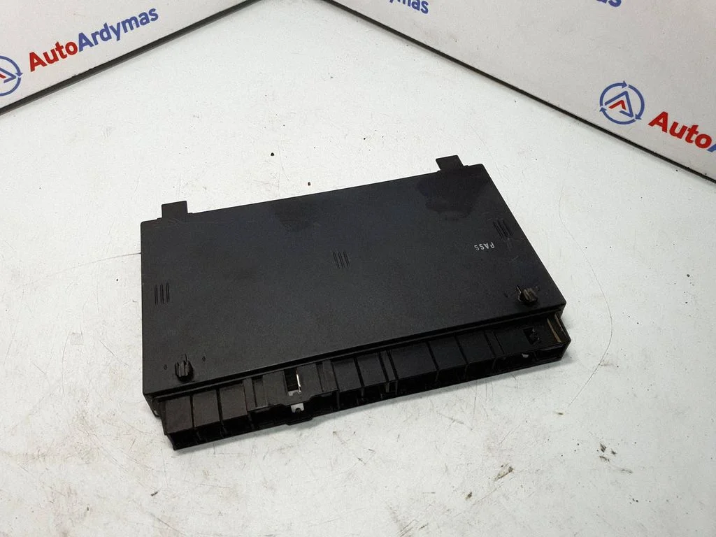 Seat control module 6927276