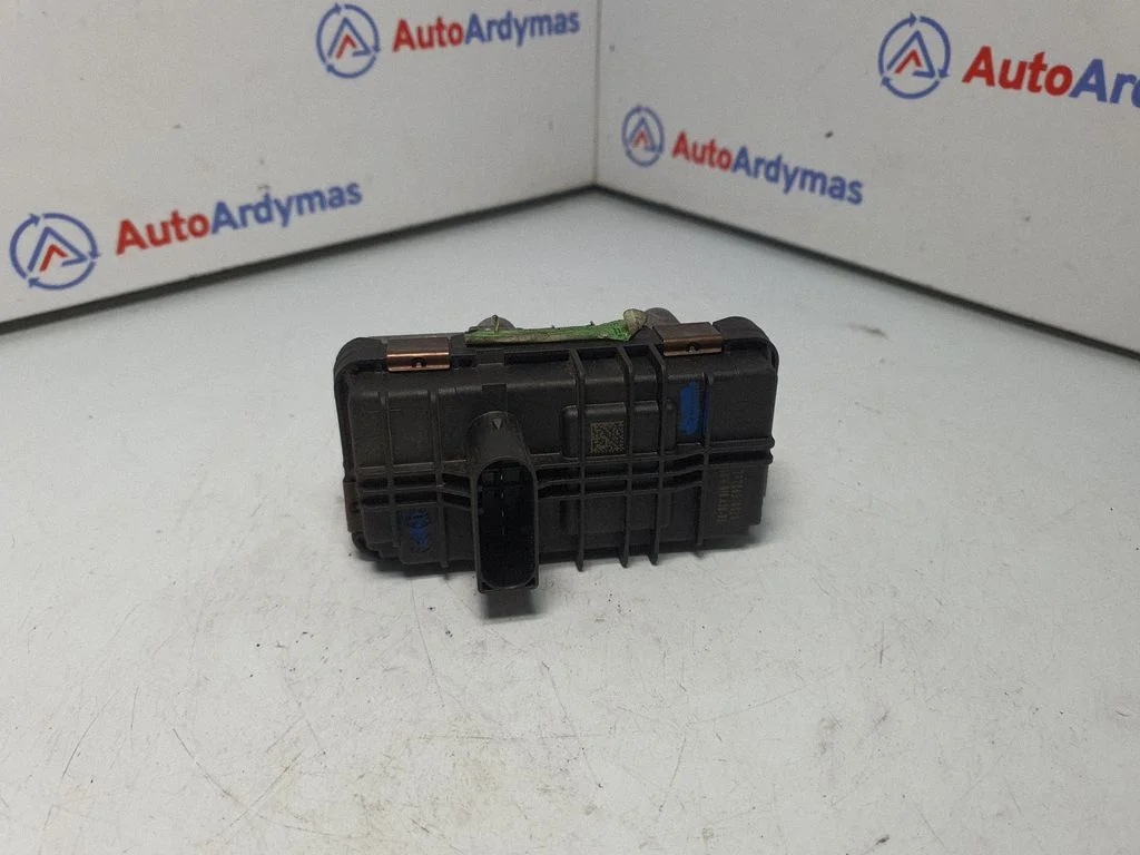Turbinos elektrinis valdymo aktuatorius