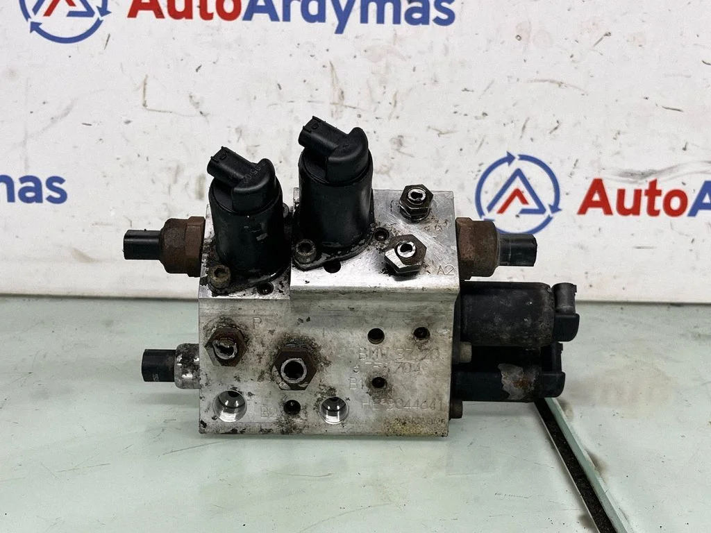Aktyvaus stabilizatoriaus valdymo/ vožtuvų blokas