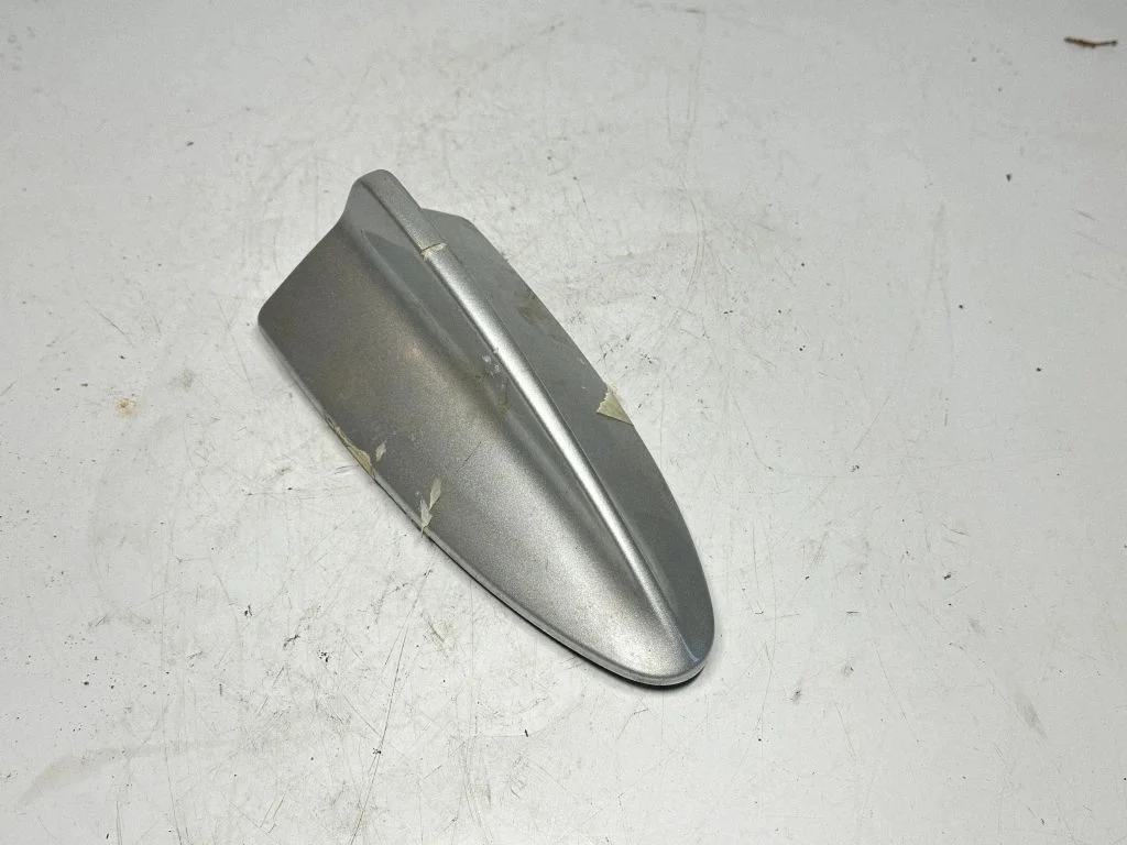 Katuse (GPS-)antenni kate – BMW X5 E70 (2006-2013)