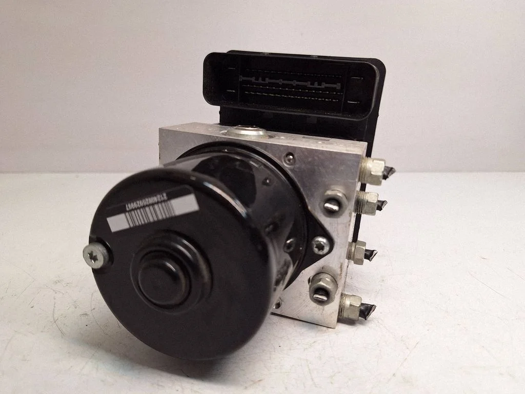 ABS block – BMW 1 Series E81 E87 (2004-2011)