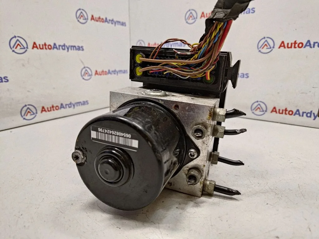 ABS block – BMW 3 Series E90 E91 (2005-2012)