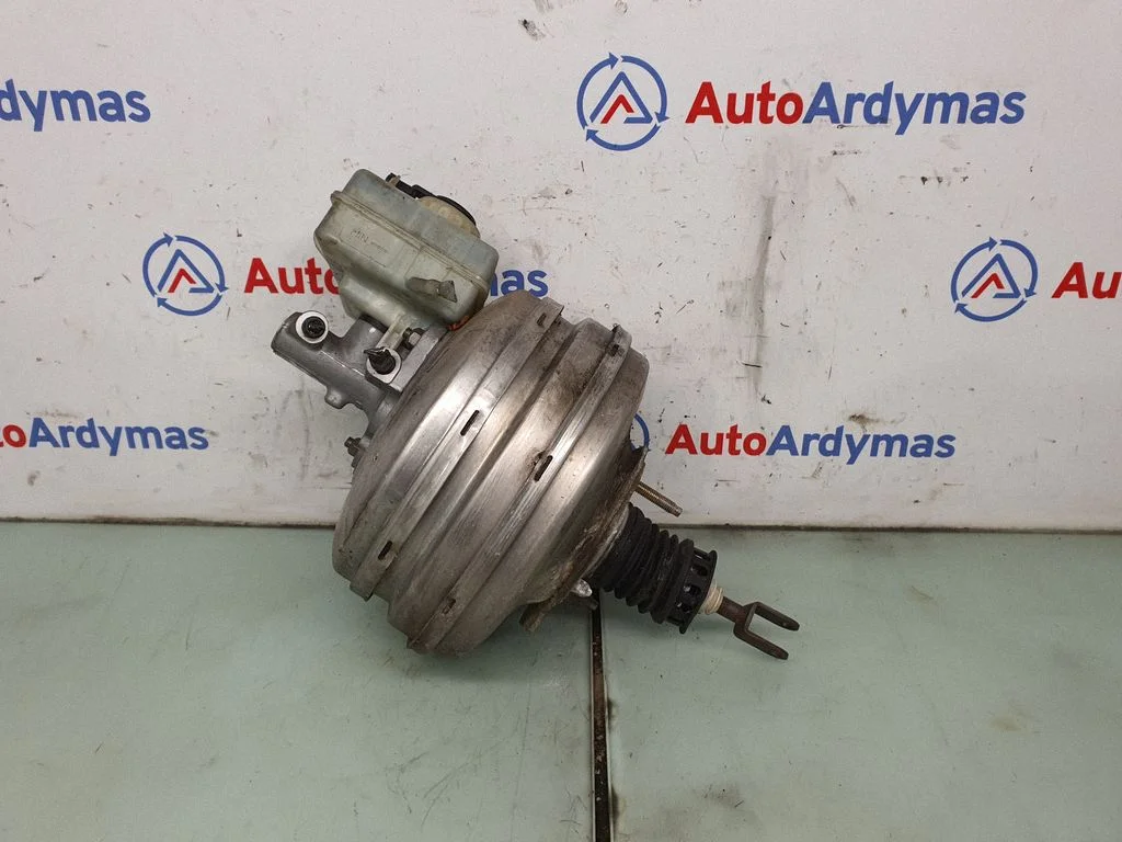 Brake booster 6784972