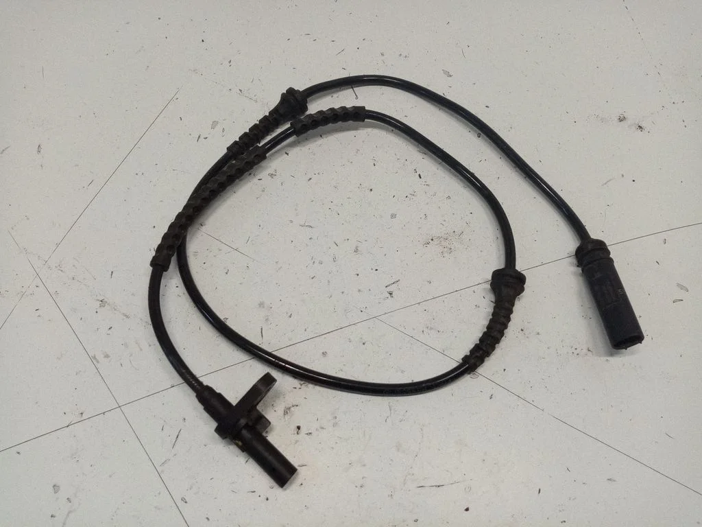Czujnik ABS przedni – BMW Seria 5 F10 F11 (2009-2016)