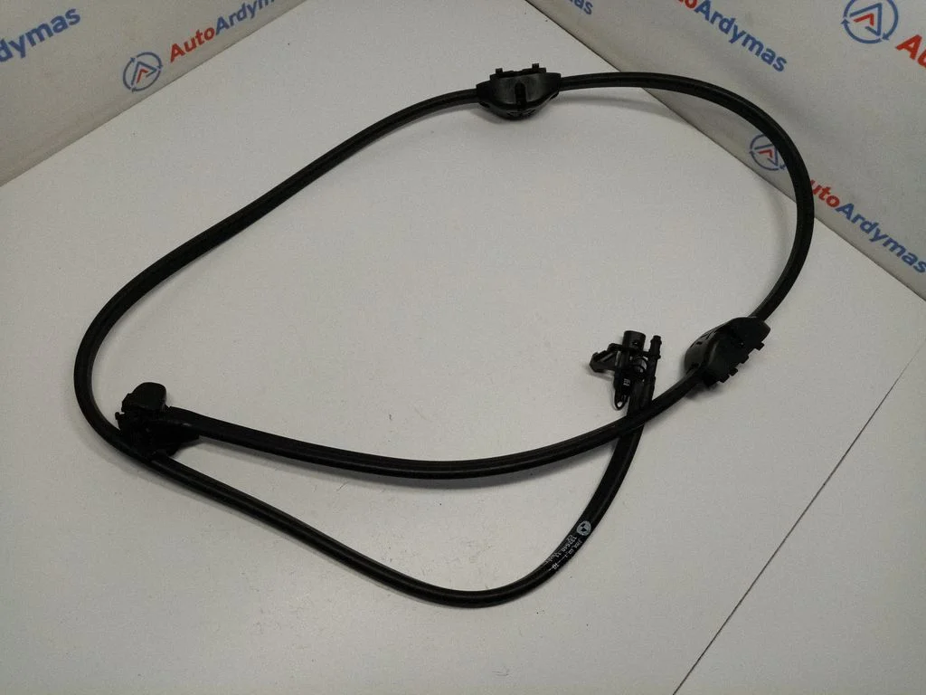 Windshield washer spray nozzle 61667399024