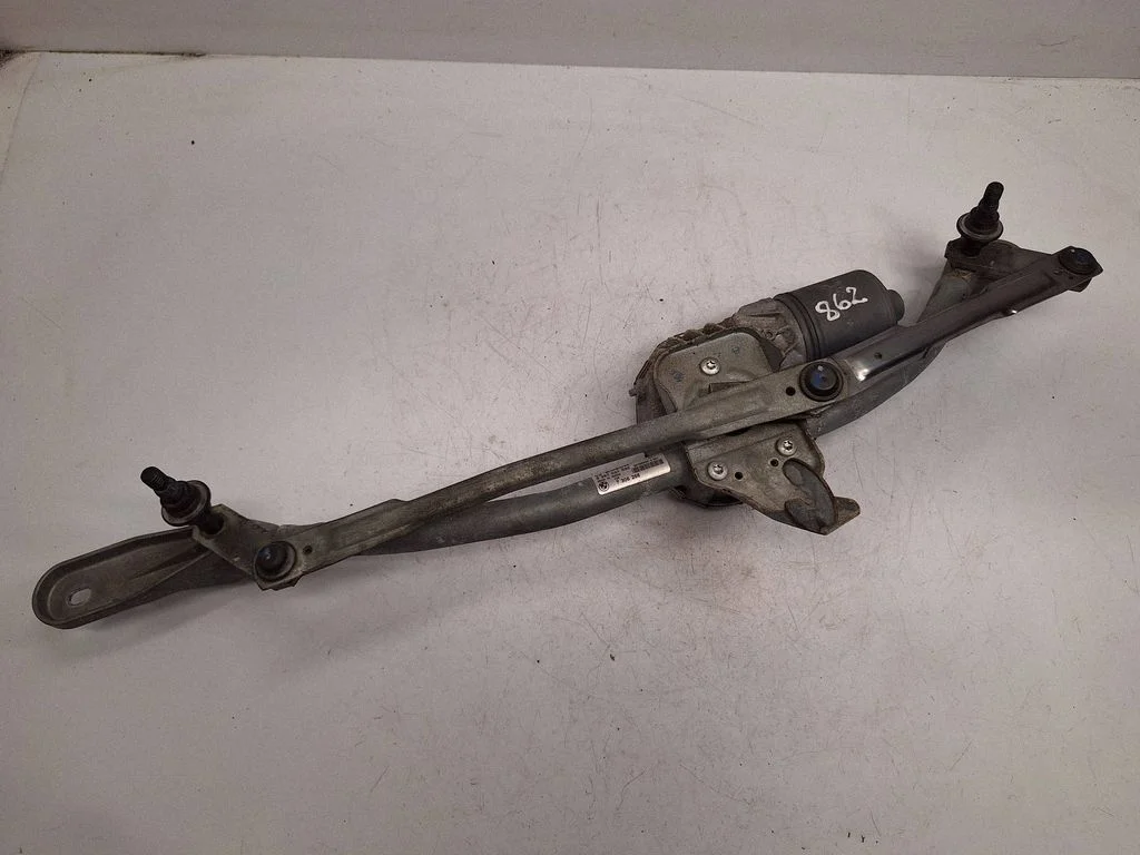 Front wiper linkage and motor 7306266
