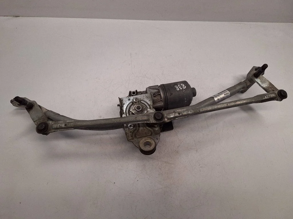 Front wiper linkage and motor 7213275