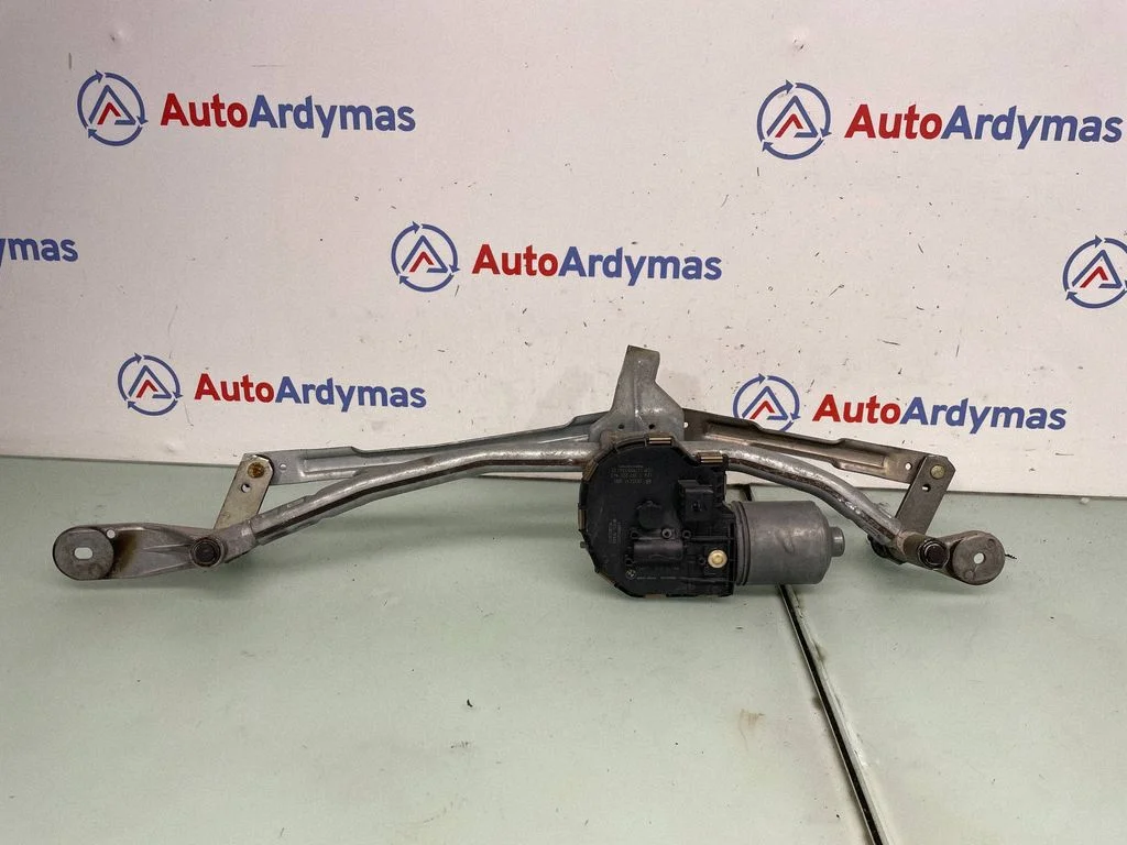 Mechanizm wycieraczek z silniczkiem 7306266