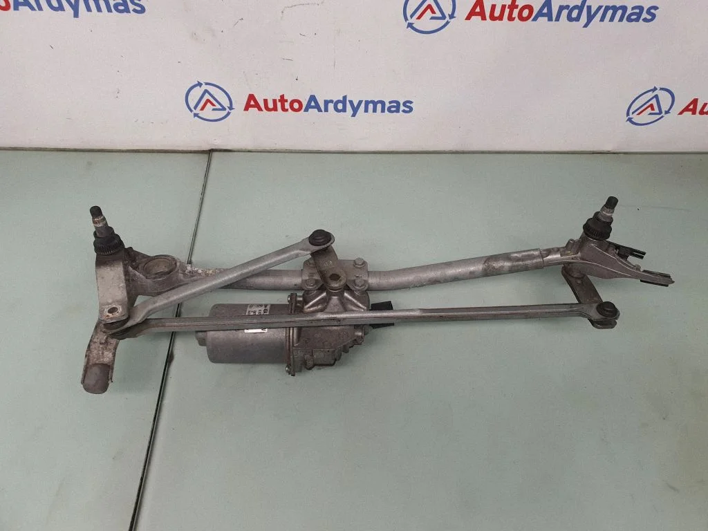 Mechanizm wycieraczek z silniczkiem 7161711
