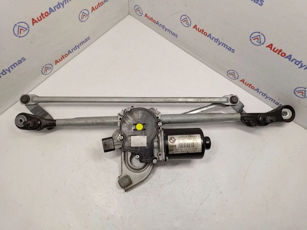 Mechanizm wycieraczek z silniczkiem 7260488