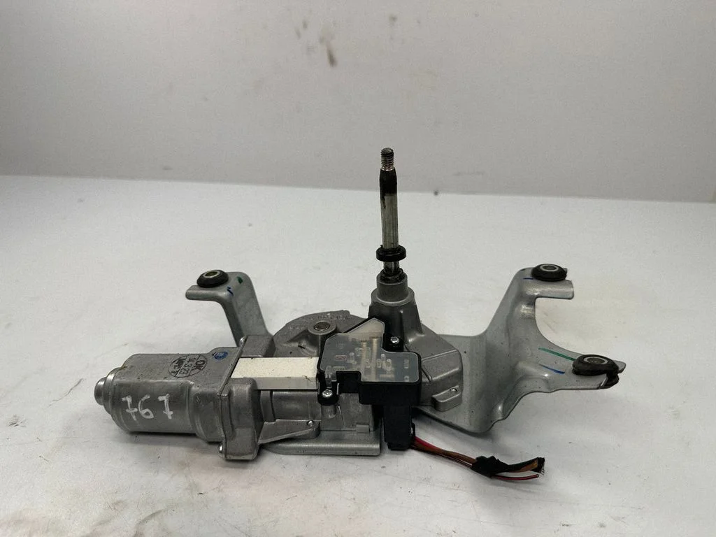 Aizmugurējā stikla tīrītāja motoriņš 7318710