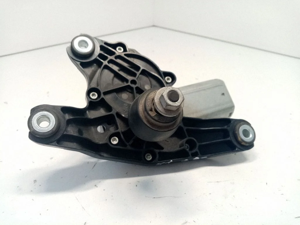 Aizmugurējā stikla tīrītāja motoriņš 2990856