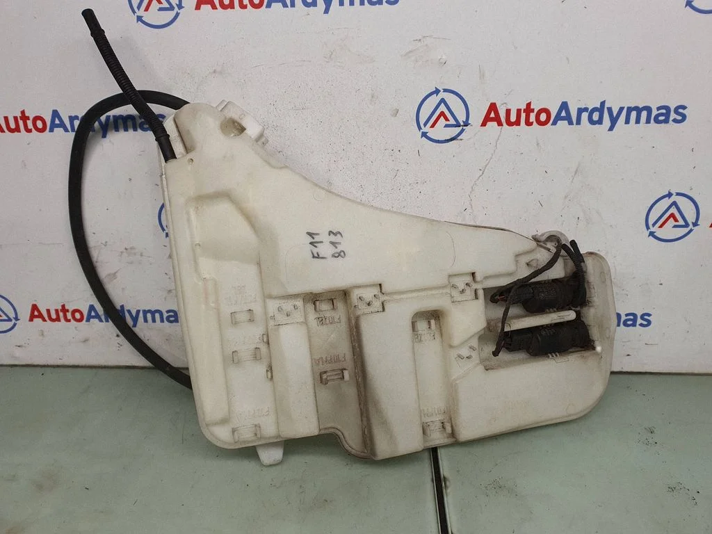 Windshield washer fluid reservoir/tank 7269663