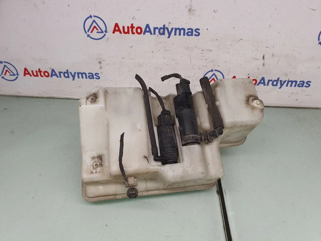 Windshield washer fluid reservoir/tank 7009124