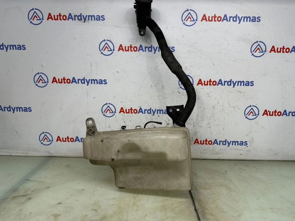 Windshield washer fluid reservoir/tank 7019543