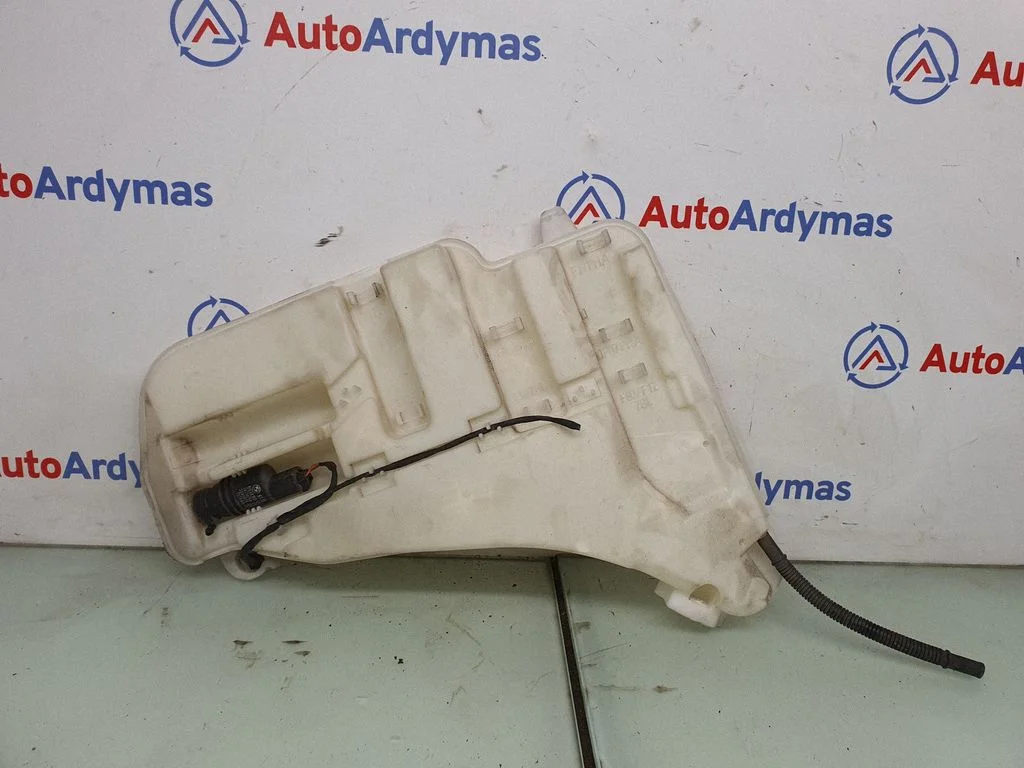 Windshield washer fluid reservoir/tank 8050439