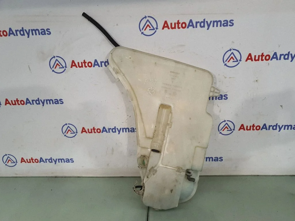 Windshield washer fluid reservoir/tank – BMW 5 Series GT F07 (2010-2017)