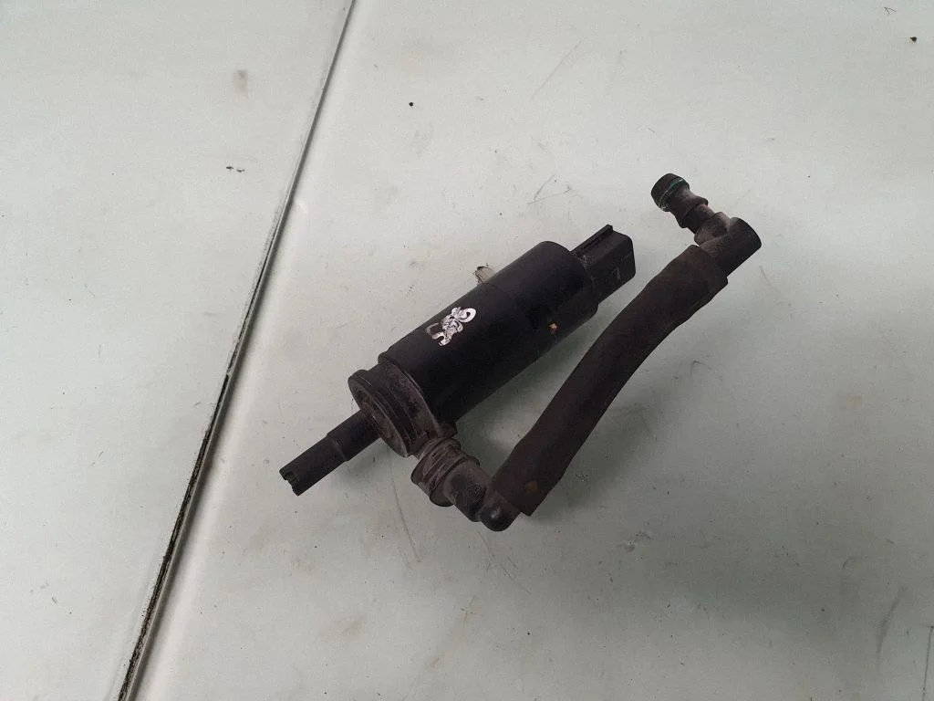 Žibintų apiplovimo skysčio siurbliukas