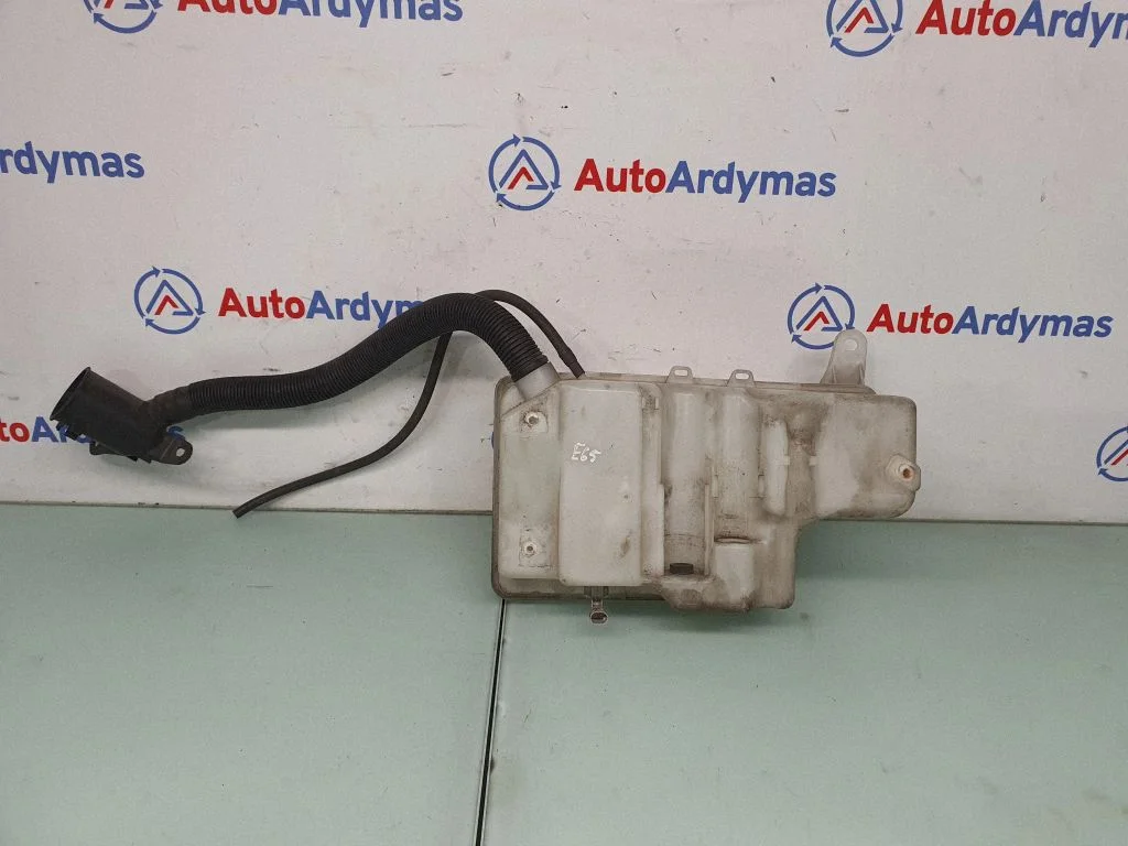 Windshield washer fluid reservoir/tank 7001942