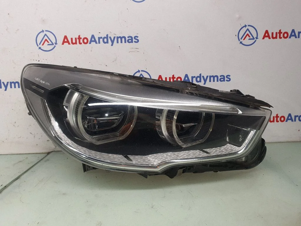 Headlight/headlamp 7352474