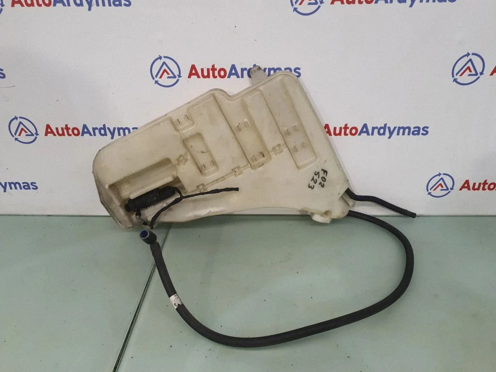 Windshield washer fluid reservoir/tank – BMW 7 Series F01 F02 F03 F04 (2008-2016)