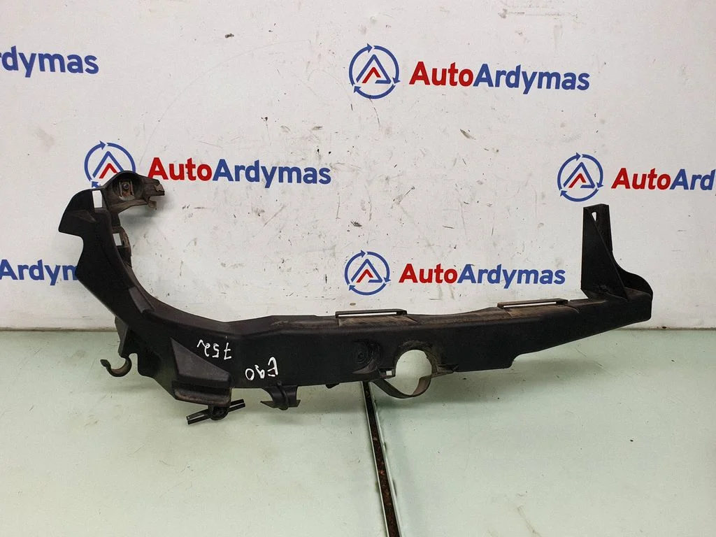 Headlight/headlamp mounting bracket 7116708