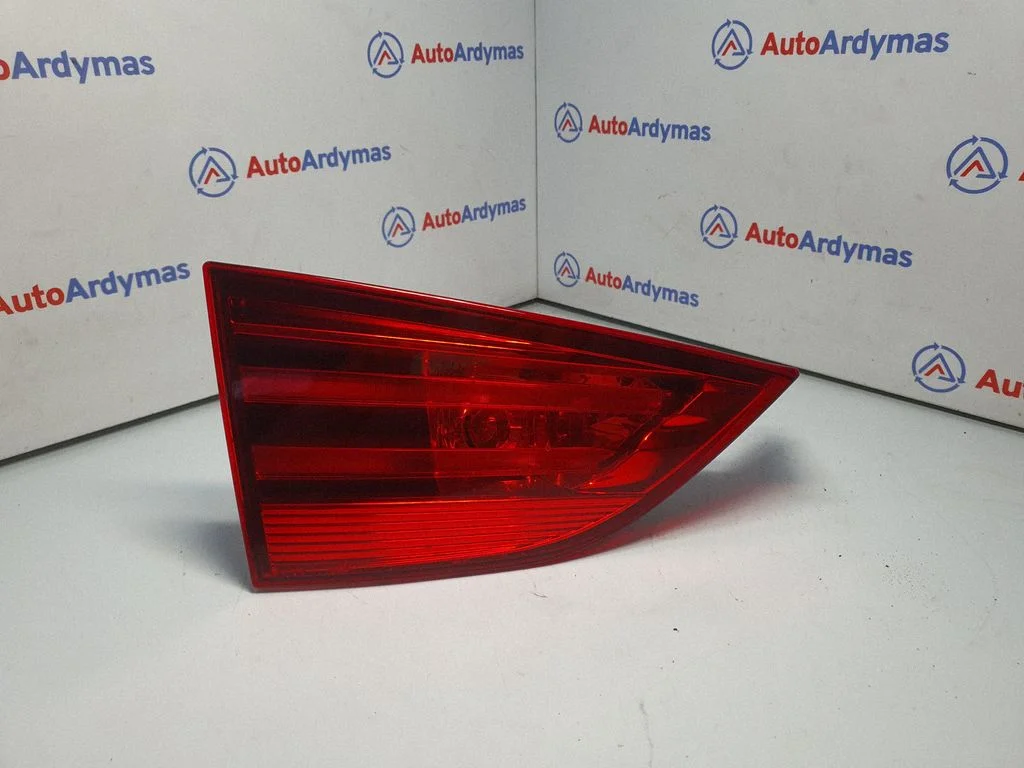 Tailgate rear/tail lights 2990113