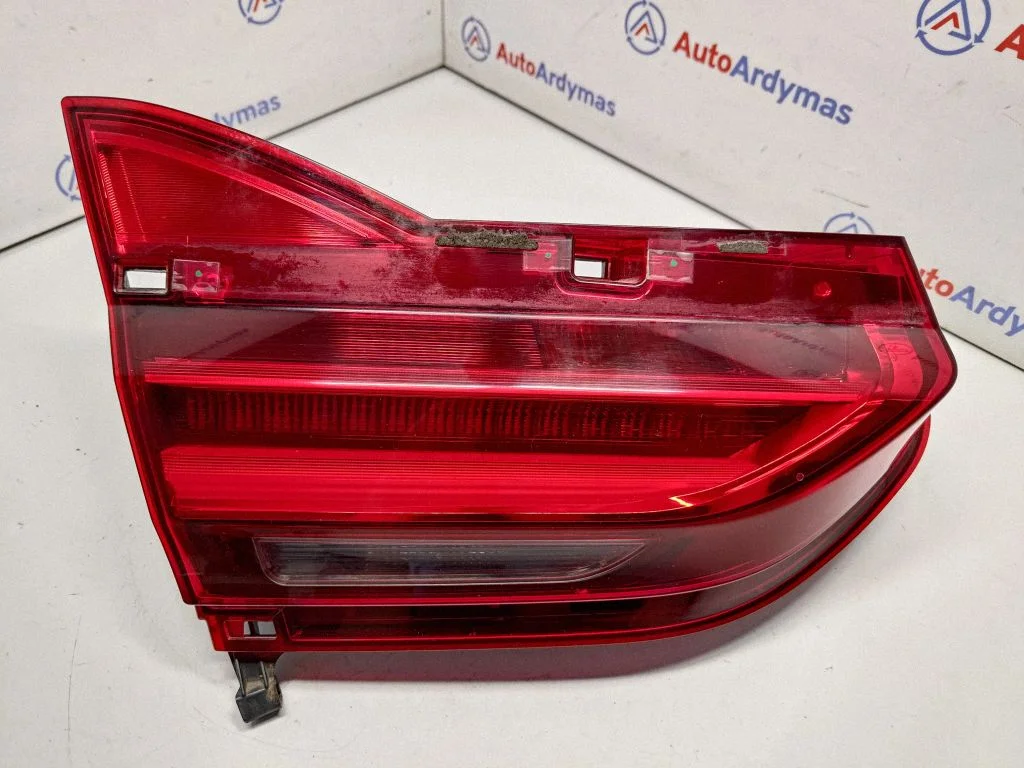 Tailgate rear/tail lights 2583245